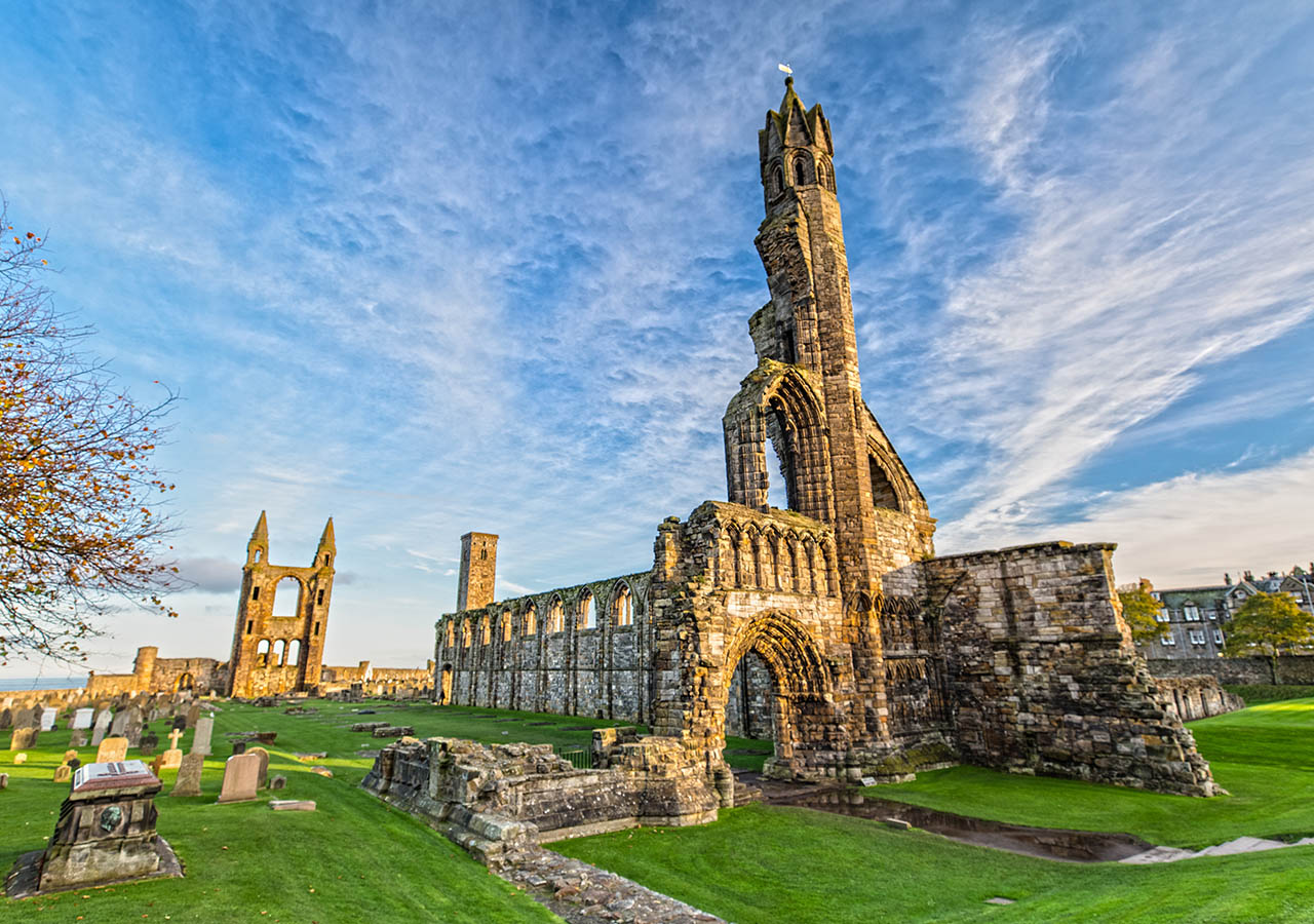 St-Andrews-Cathedral.jpg