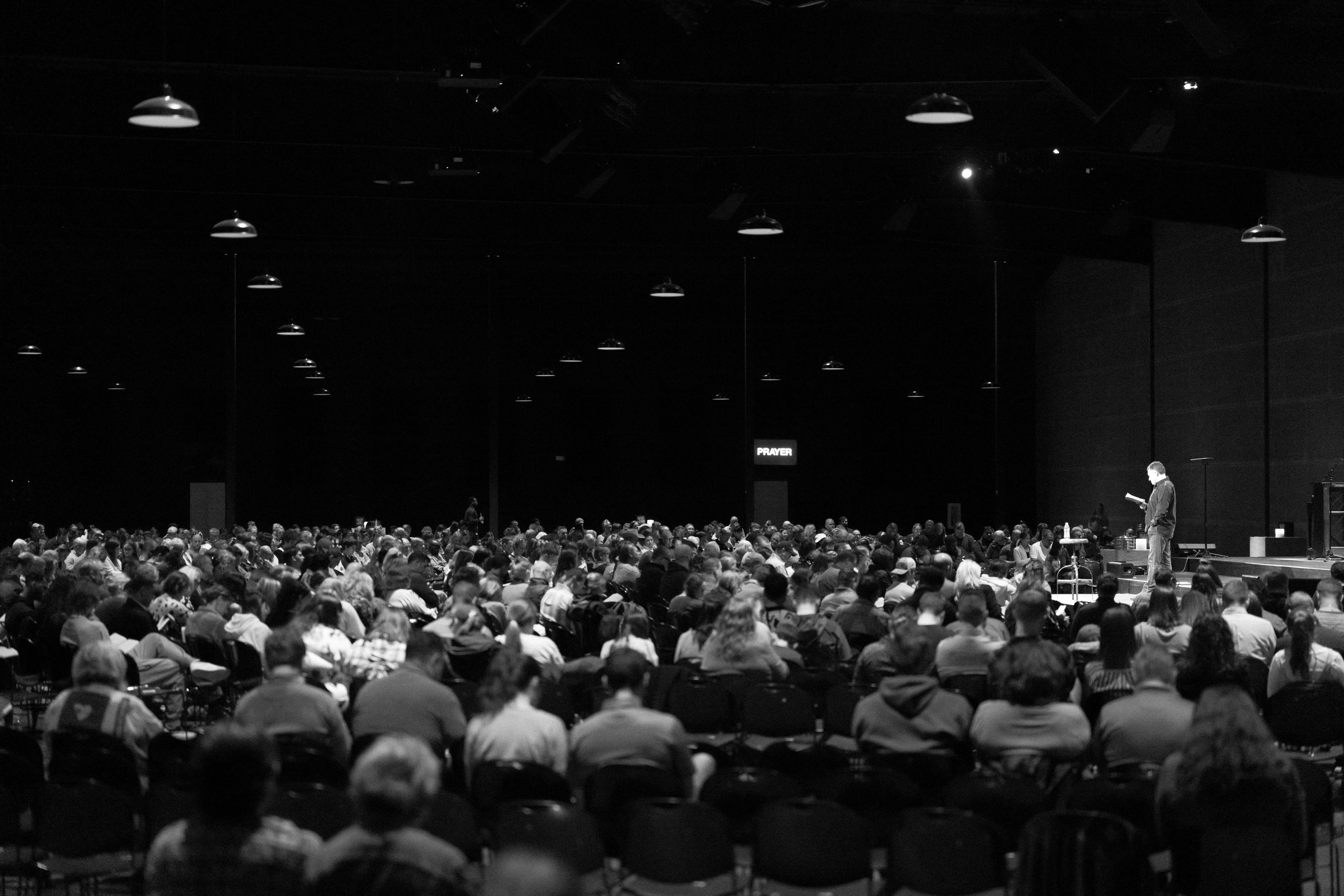 SUNDAY GATHERINGS (9AM & 11AM)